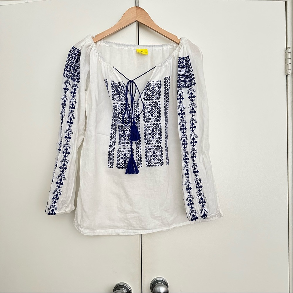 Robert roller rabbit embroidered peasant blouse with adjustable tie at the neck